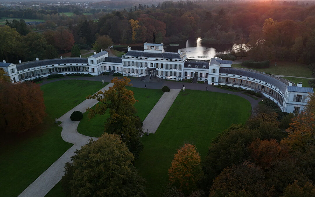 Baarn – drone vliegen bij Paleis Soestdijk